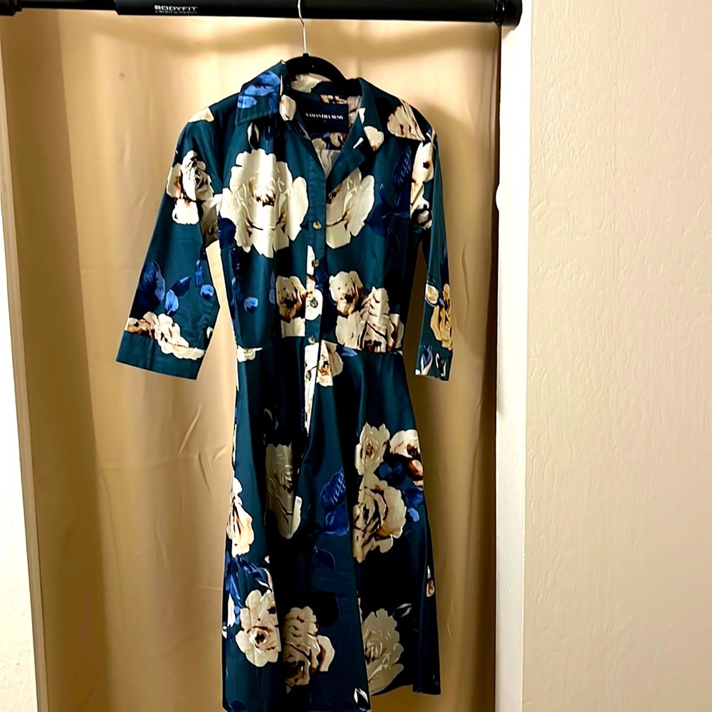 Gorgeous Samantha Sung dress size 2 like new